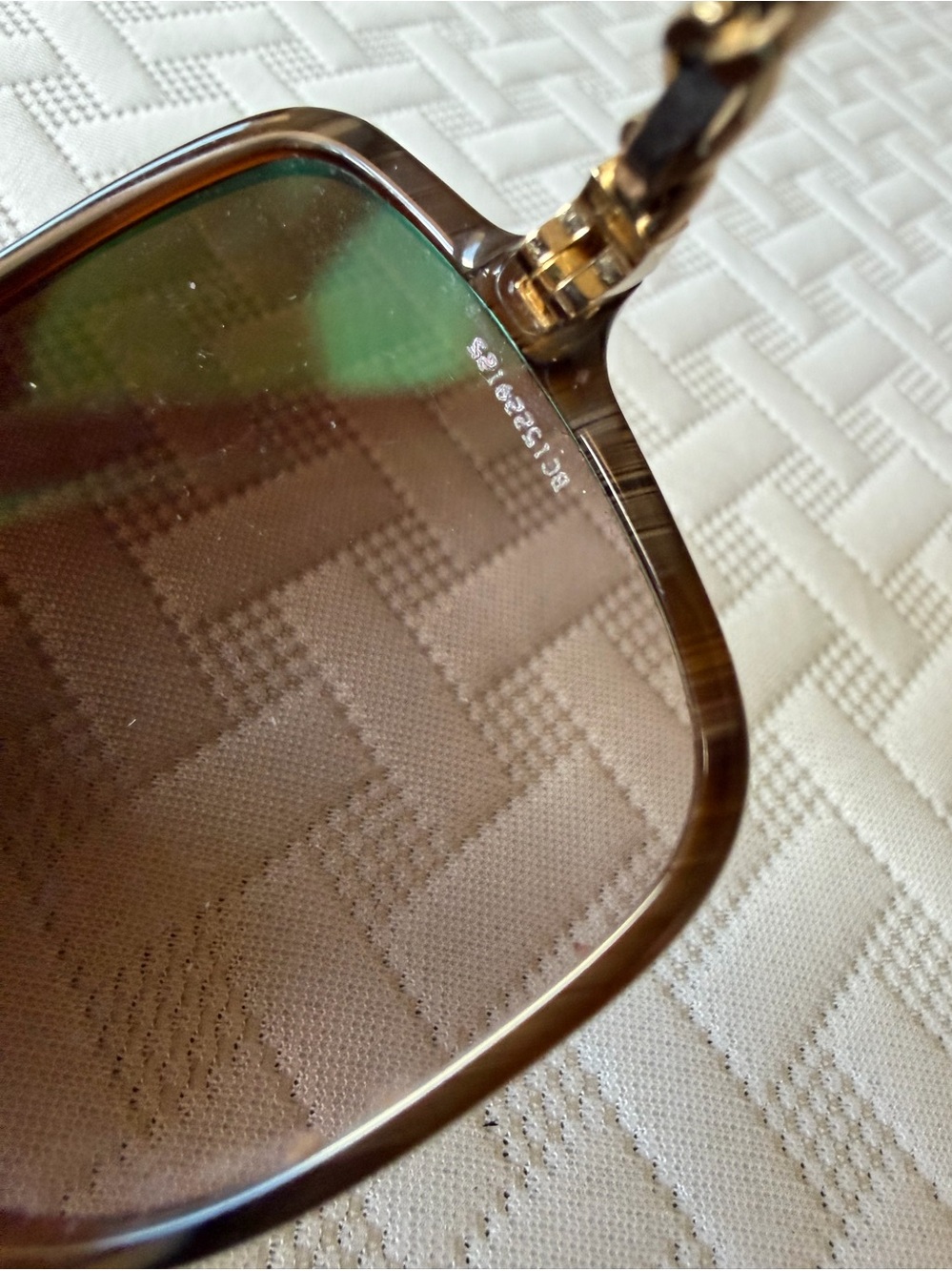 CHANEL Brown Gradient Oversized Women's Sunglasses - Picture 5 of 8
